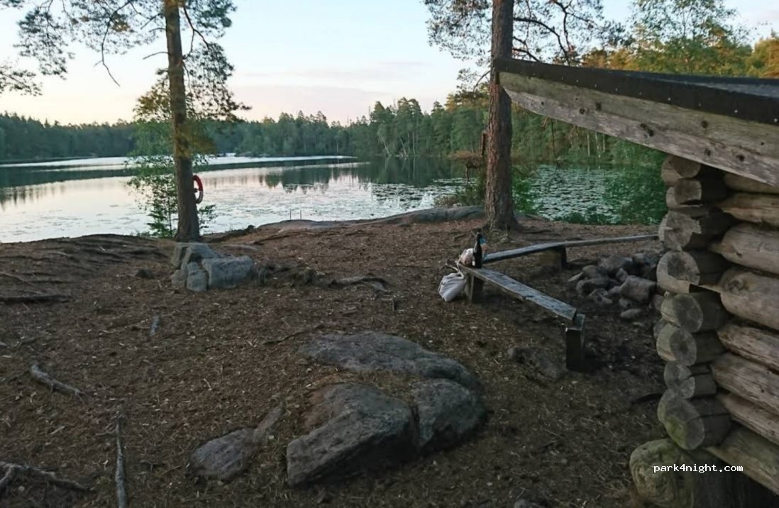 (515 61) Svaneholm - Unnamed Road — foto