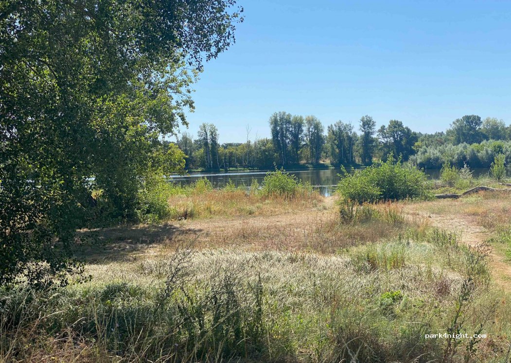 (45600) Guilly - Unnamed Road — foto 2