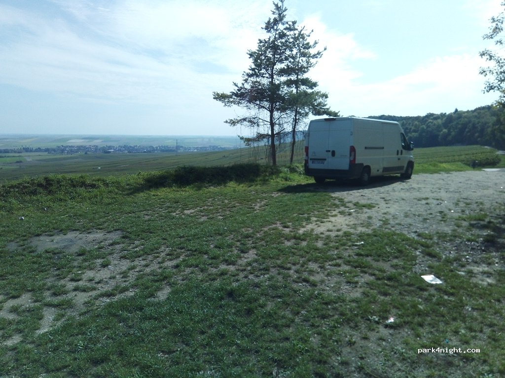 (51130) Vertus - Rue des Falloises — foto