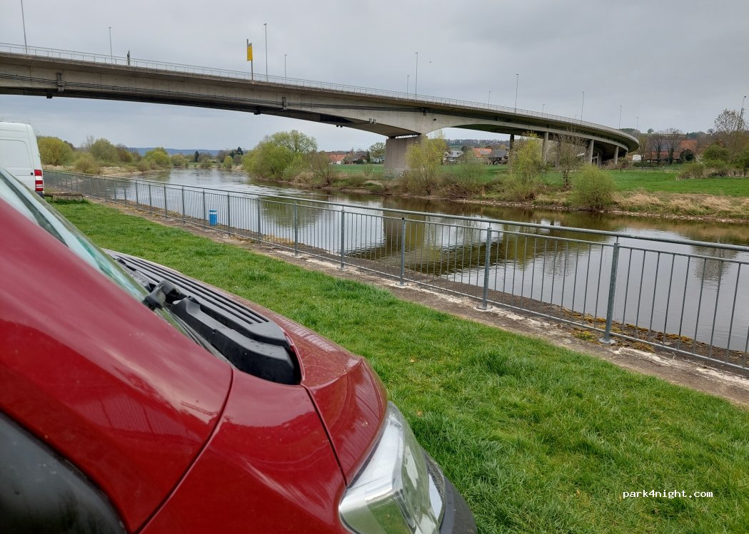 Wohnmobilstellplatz Am Weserhafen — foto 5