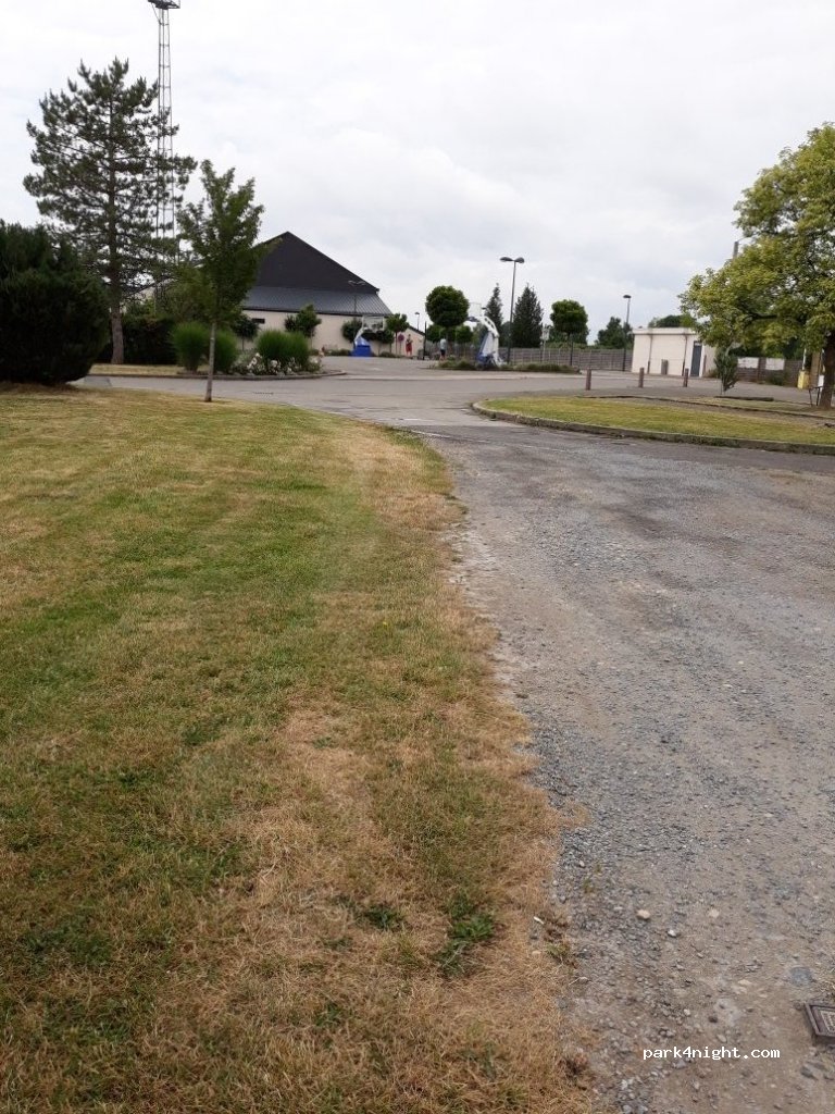 (6810) Chiny - La Hailleule — foto 2