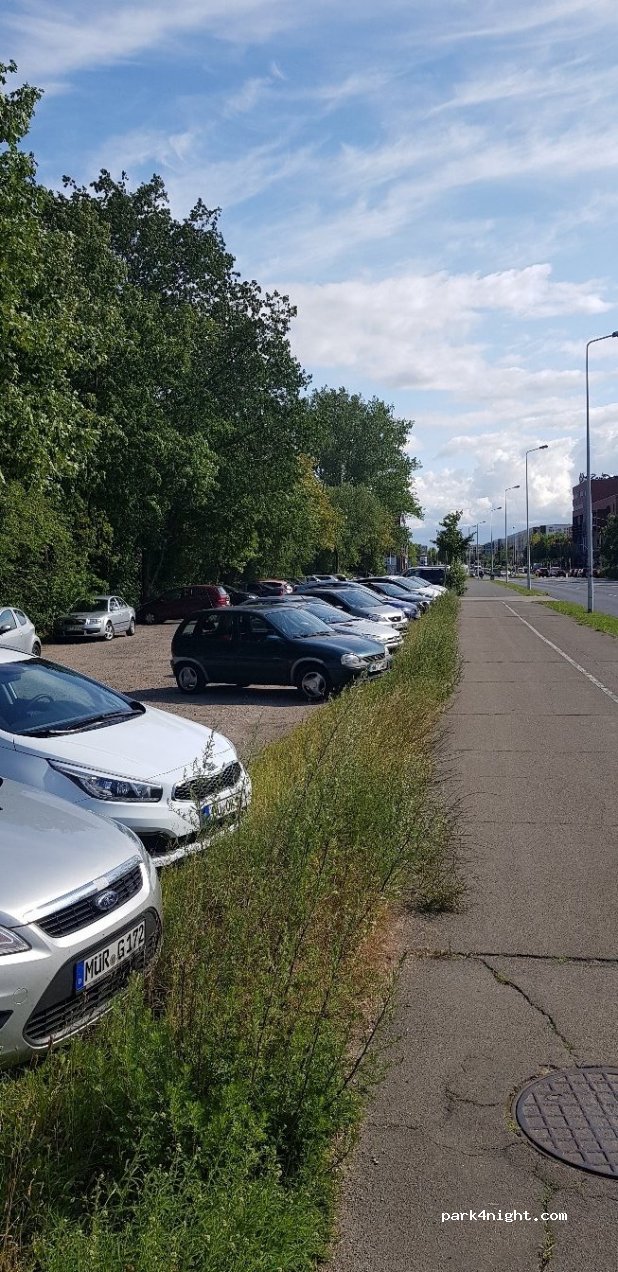 (18107) Rostock - 24 St.-Petersburger Straße — foto