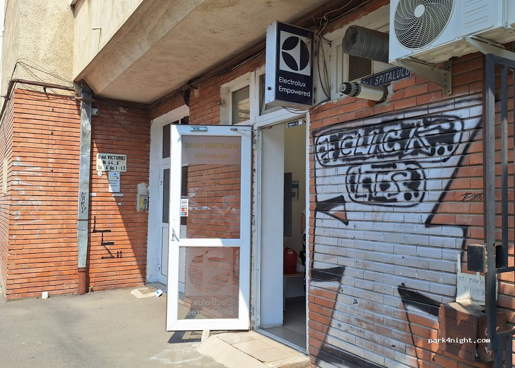 () Sibiu - 44 Bulevardul Victoriei — foto 4