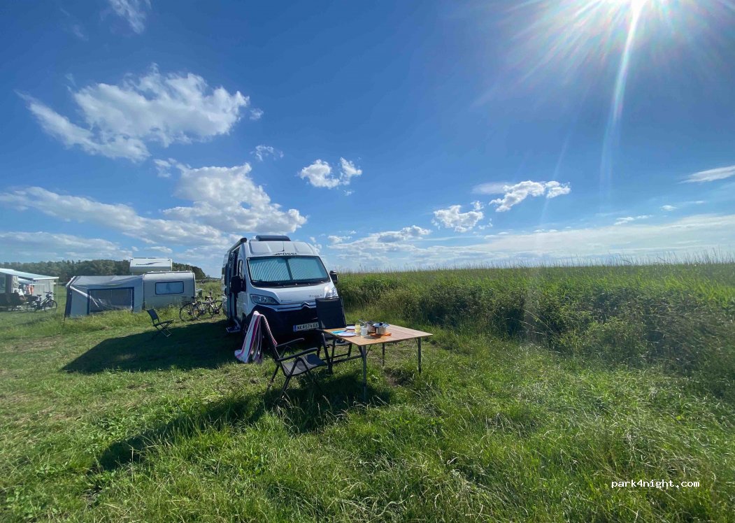 Stellplatz am Saaler Bodden — foto 2