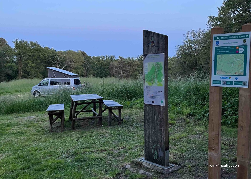 (37140) Bourgueil - Route du Moulin Bleu — foto 4
