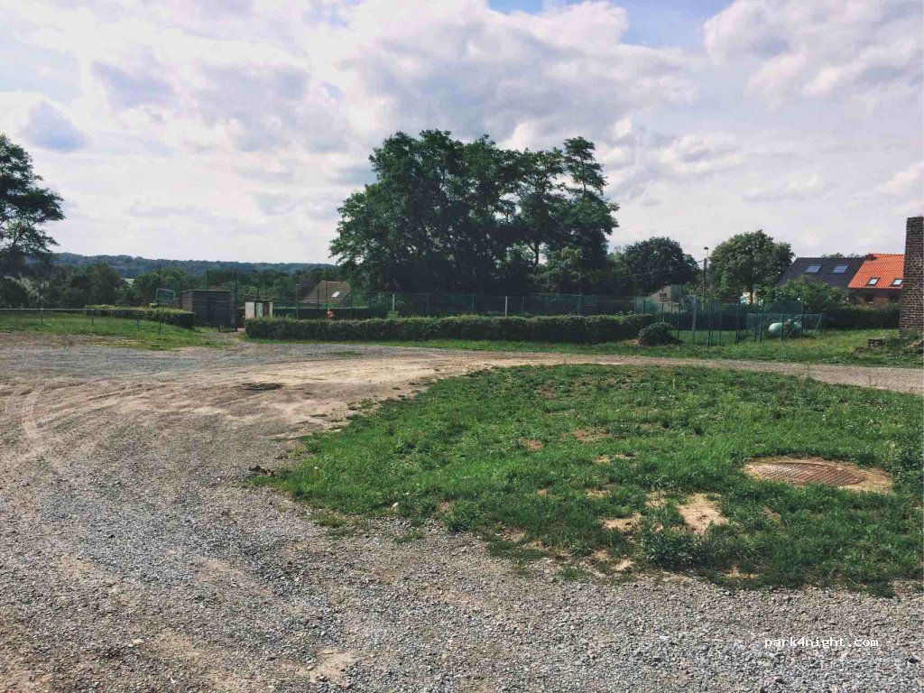 (1390) Grez-Doiceau - 3 Rue Doyen — foto 2