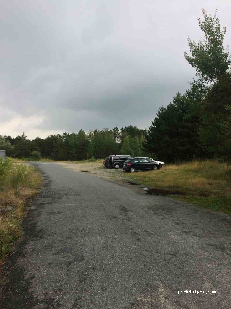 (675 77) Kramolín - Unnamed Road — foto