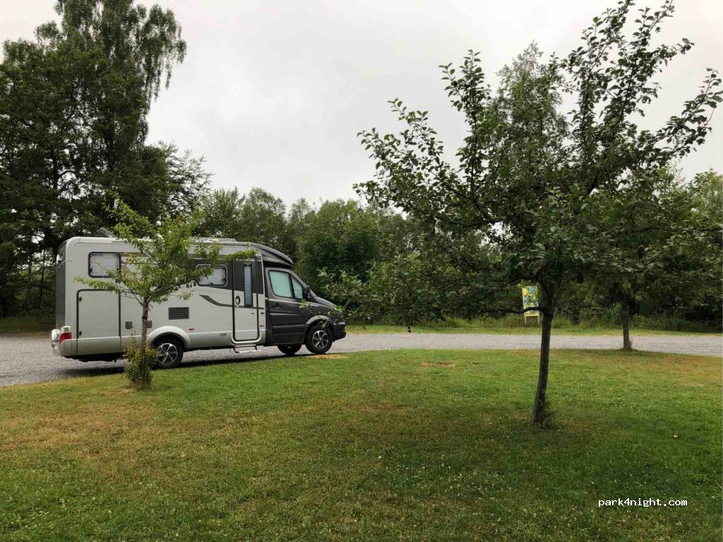 (6960) Dochamps - 60 Rue des Chasseurs Ardennais — foto