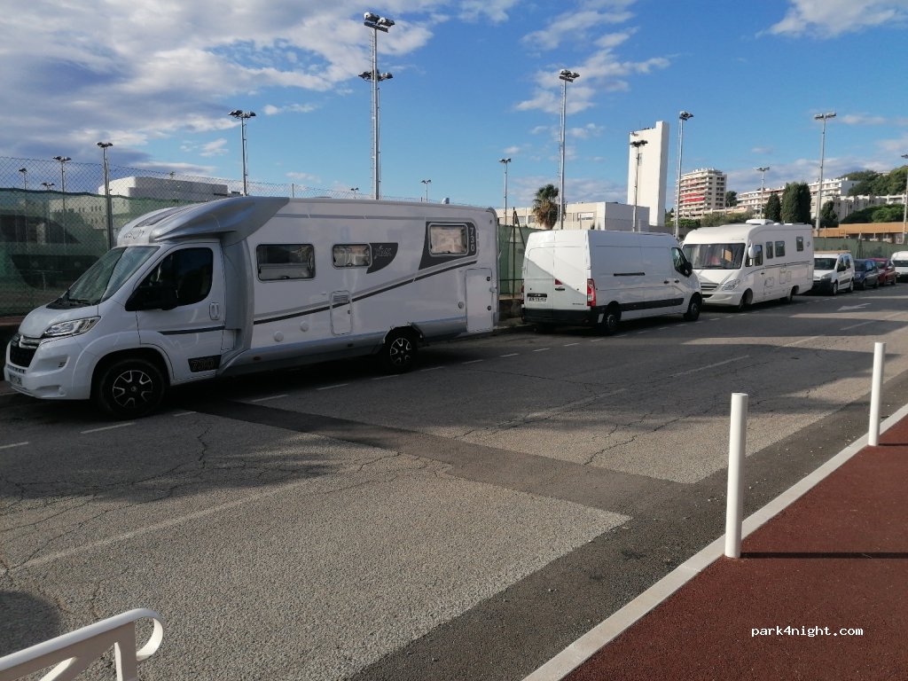(06600) Antibes - 287 Chemin des Oliviers — foto