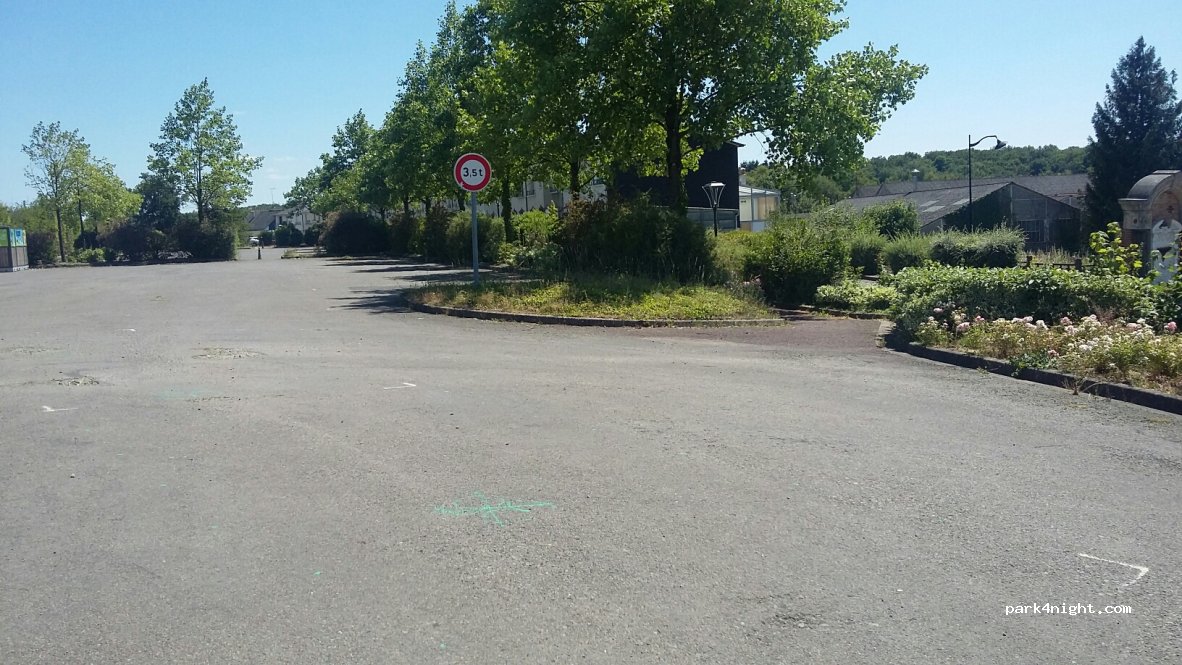 (53410) Port-Brillet - 2 Rue de la Petite Vitesse — foto