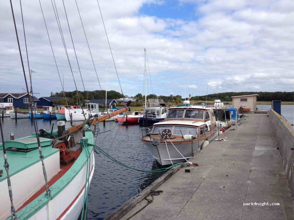 Onsevig Havn — foto