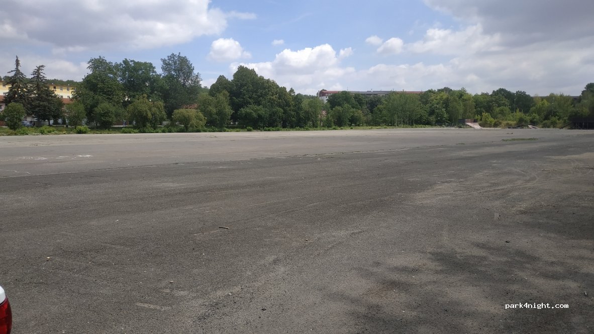 (289 23) Milovice - 1530 Tyršova — foto