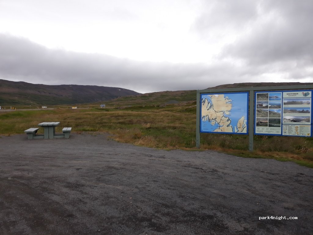 Arngerdareyri - 61 / Djùpvegur — foto
