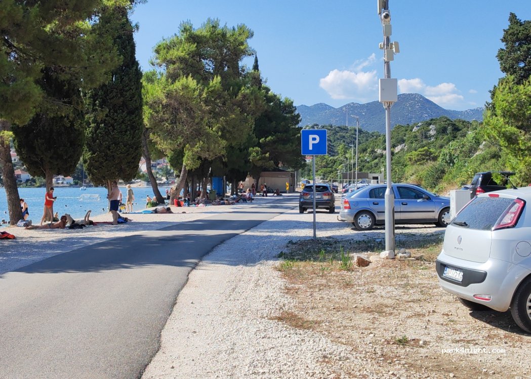 (20340) Baćina - Trg Ploča — foto 4