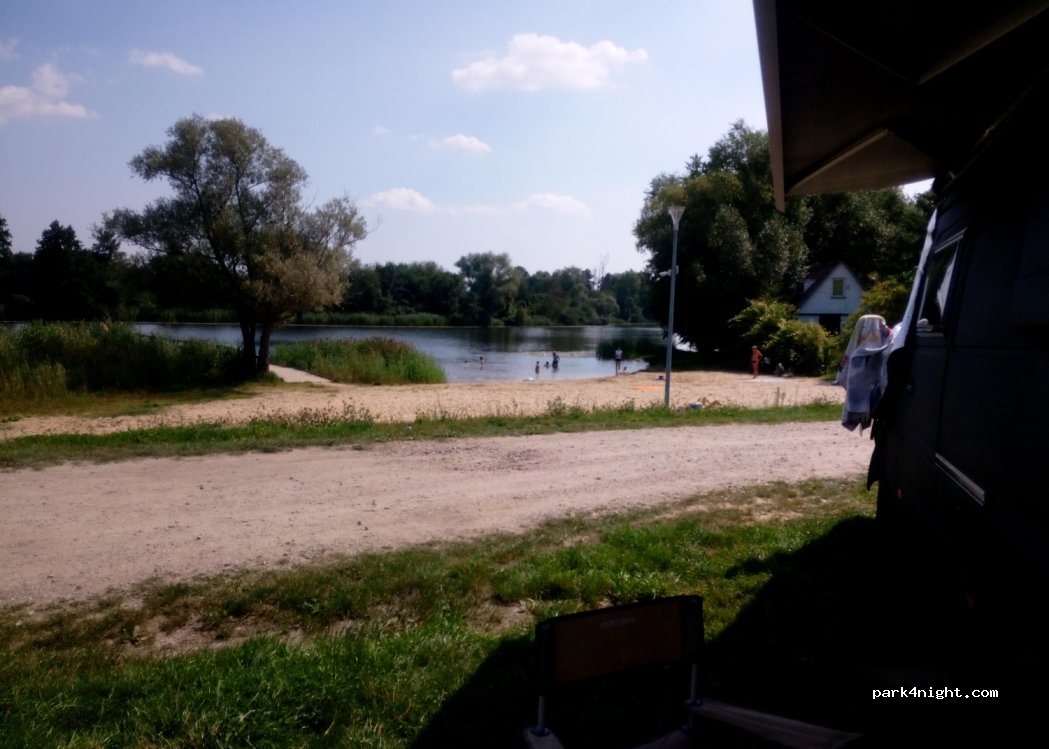 (26-922) Sieciechów - 20 Szkolna — foto