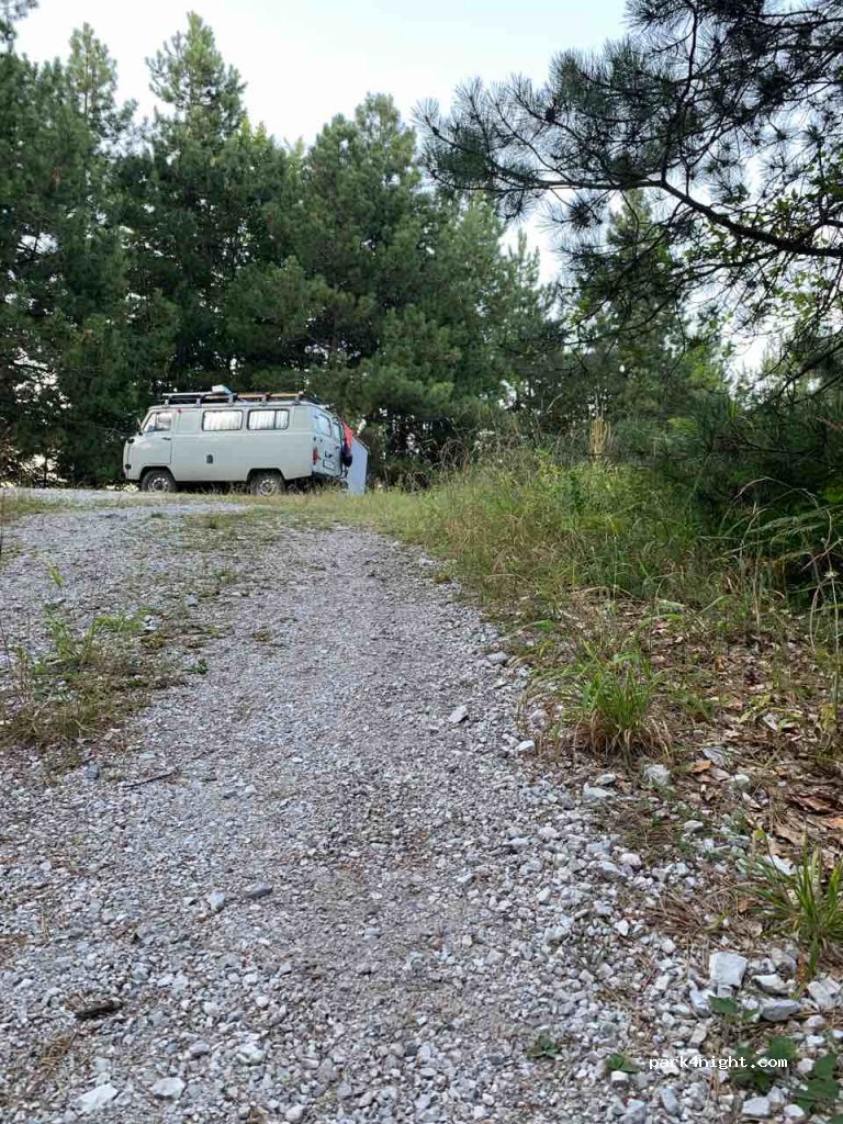 (602 00) Litochoro - Unnamed Road — foto