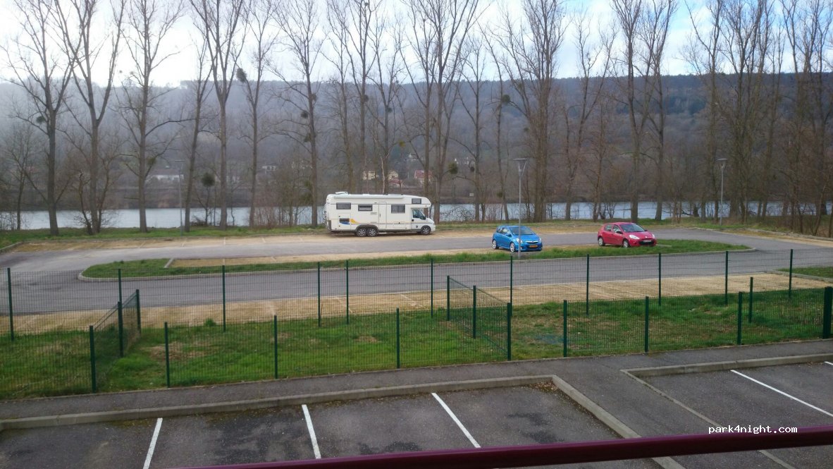 (57680) Corny-sur-Moselle - 32 Rue de la Moselle — foto