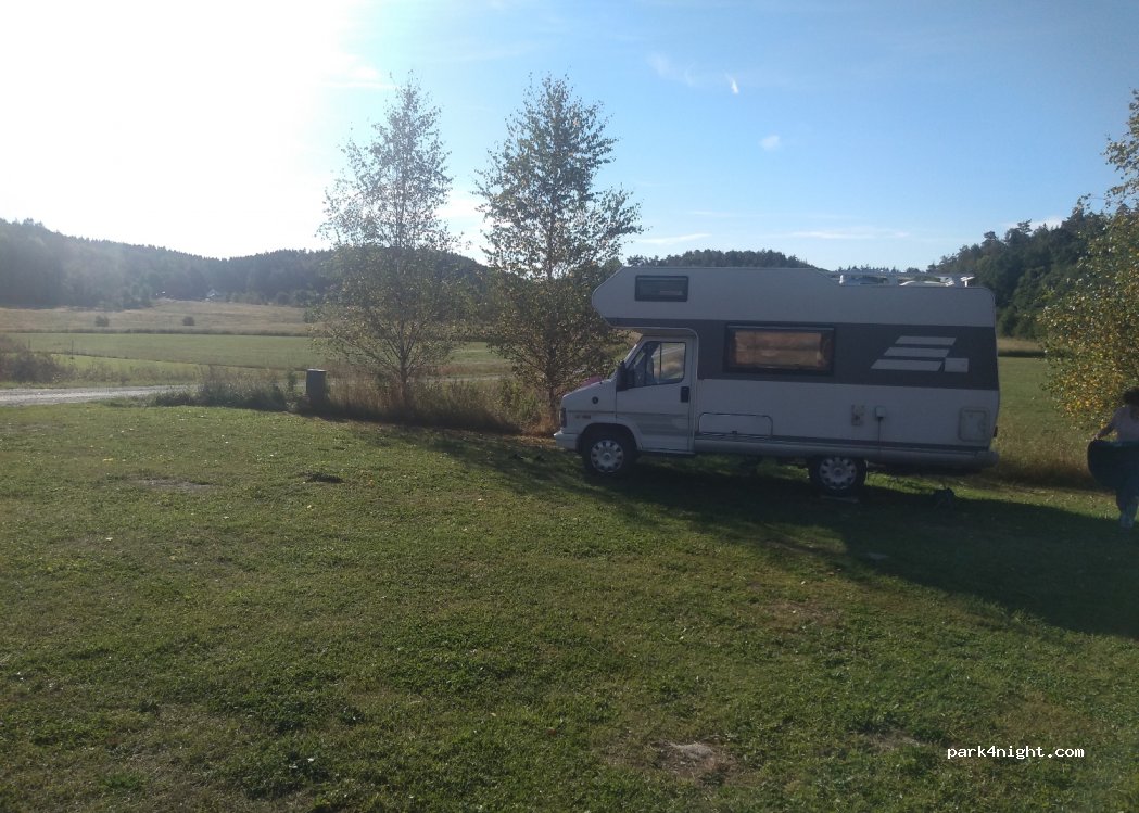 (457 56) Rabbalshede - 4 TRÄTTELANDA — foto 2