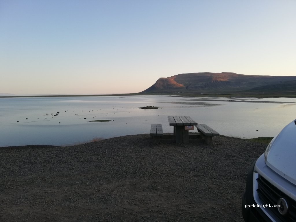 Patreksfjörður - Barðastrandarvegur — foto 2