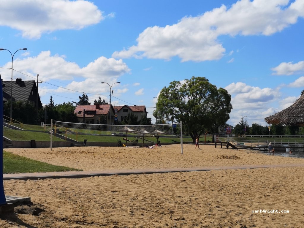 (17-300) Siemiatycze - 36 Sportowa — foto