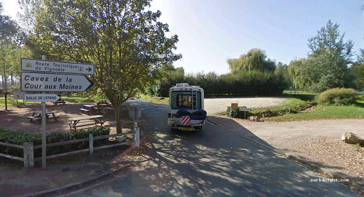 (86120) Les Trois-Moutiers - Avenue Aristide Gigot — foto
