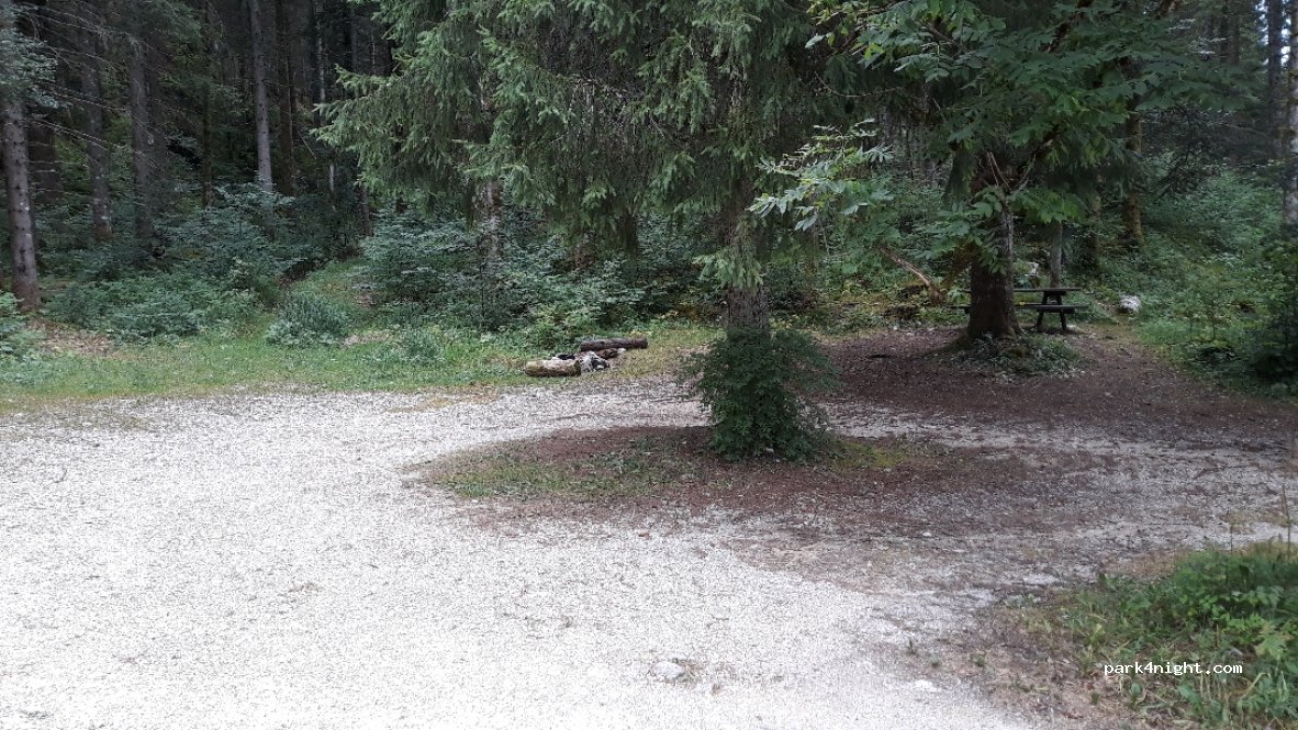 (25240) Brey-et-Maison-du-Bois - D437 — foto