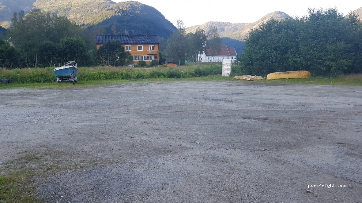(6847) Vassenden - 12 E39 — foto