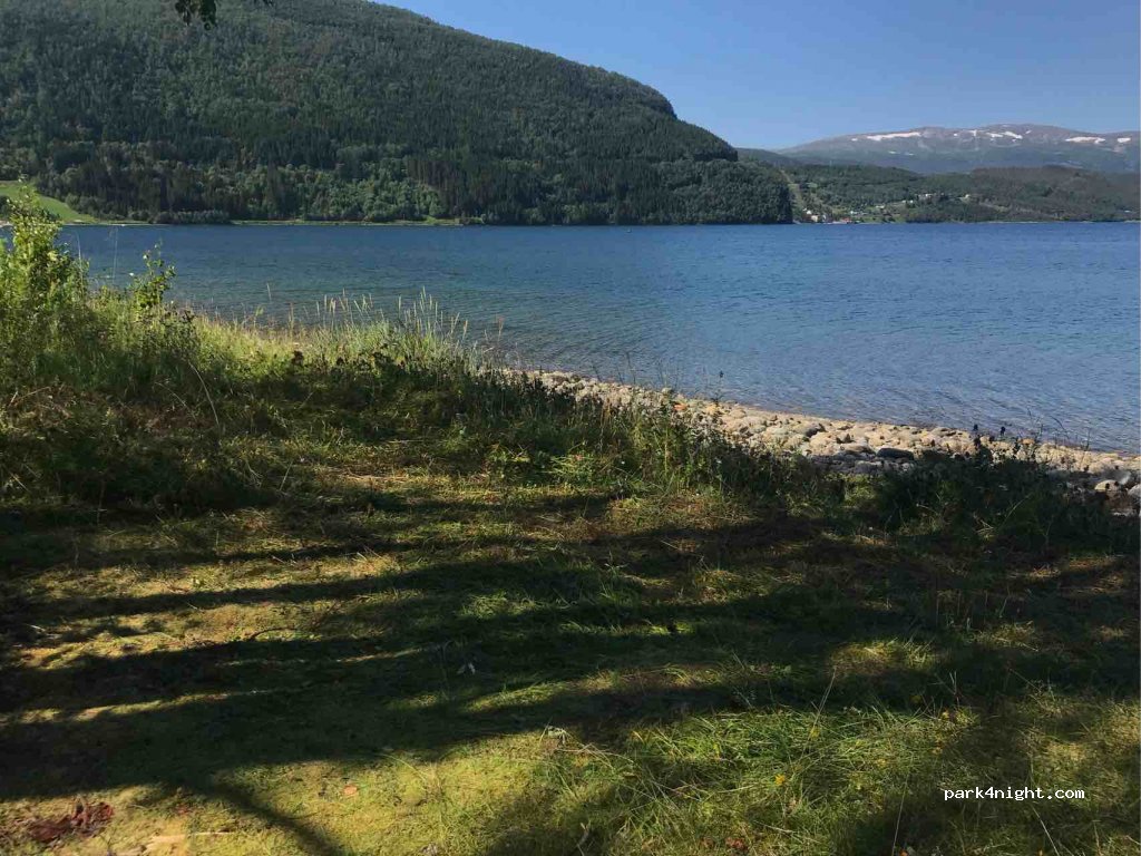 (8100) Misvær - 1 Primær Fylkesveg 812 — foto