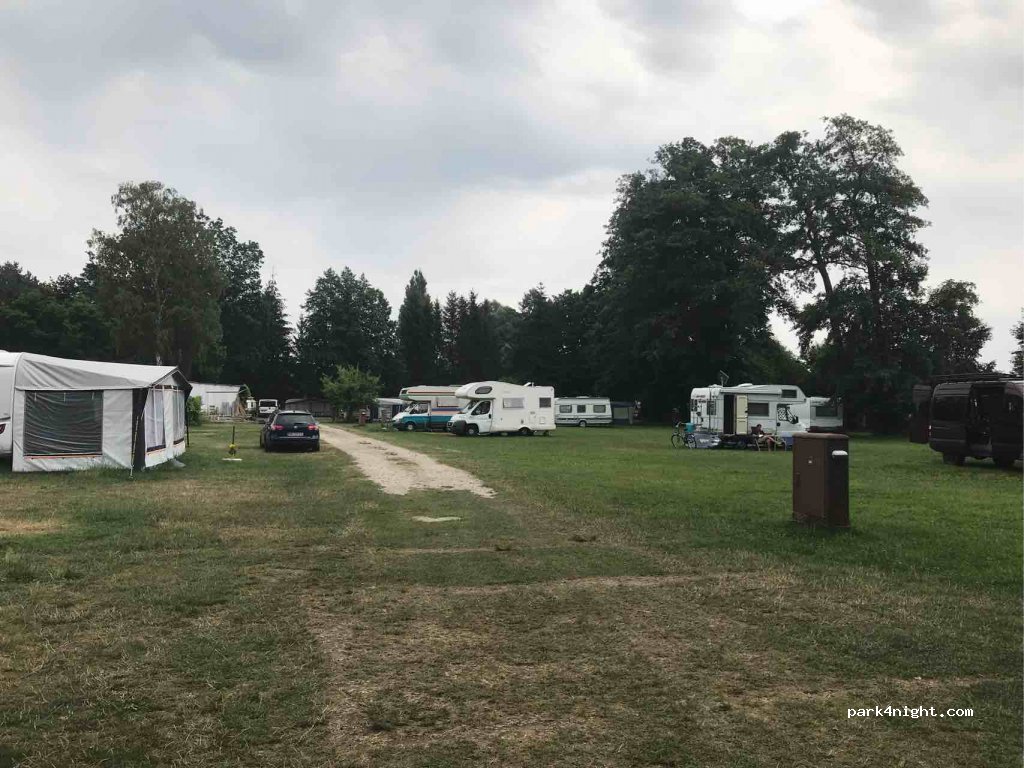 Roeblinsee campground — foto