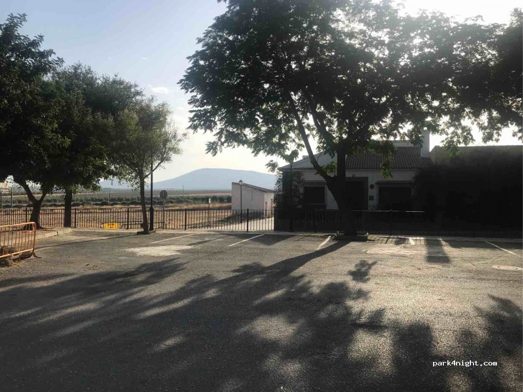 (29520) Fuente de Piedra - 47 Calle la Roda — foto