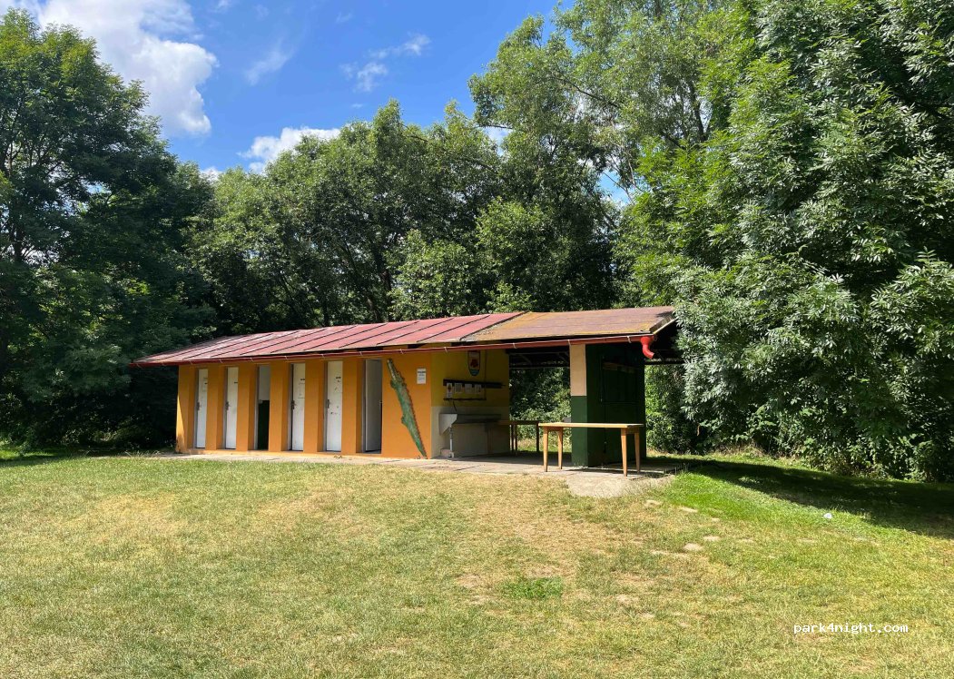 Public campgrounds Pikovice — foto 2