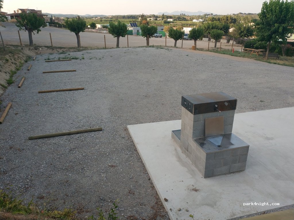 (08735) Vilobí del Penedès - 74 Carrer Guixeres de Baix — foto