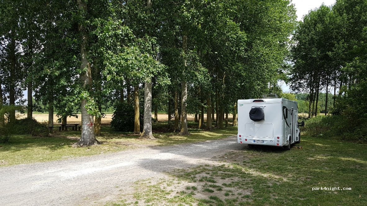 (02270) Assis-sur-Serre - 1 Impasse Condorcet — foto