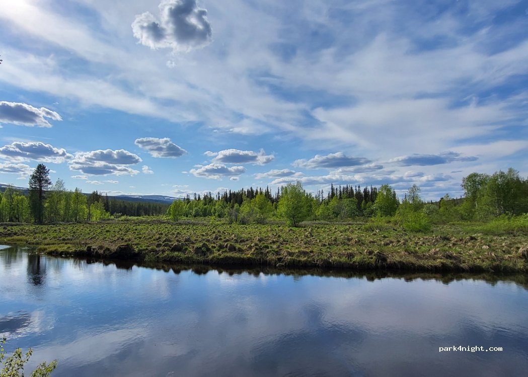 (790 90) Mörkret - Unnamed Road — foto