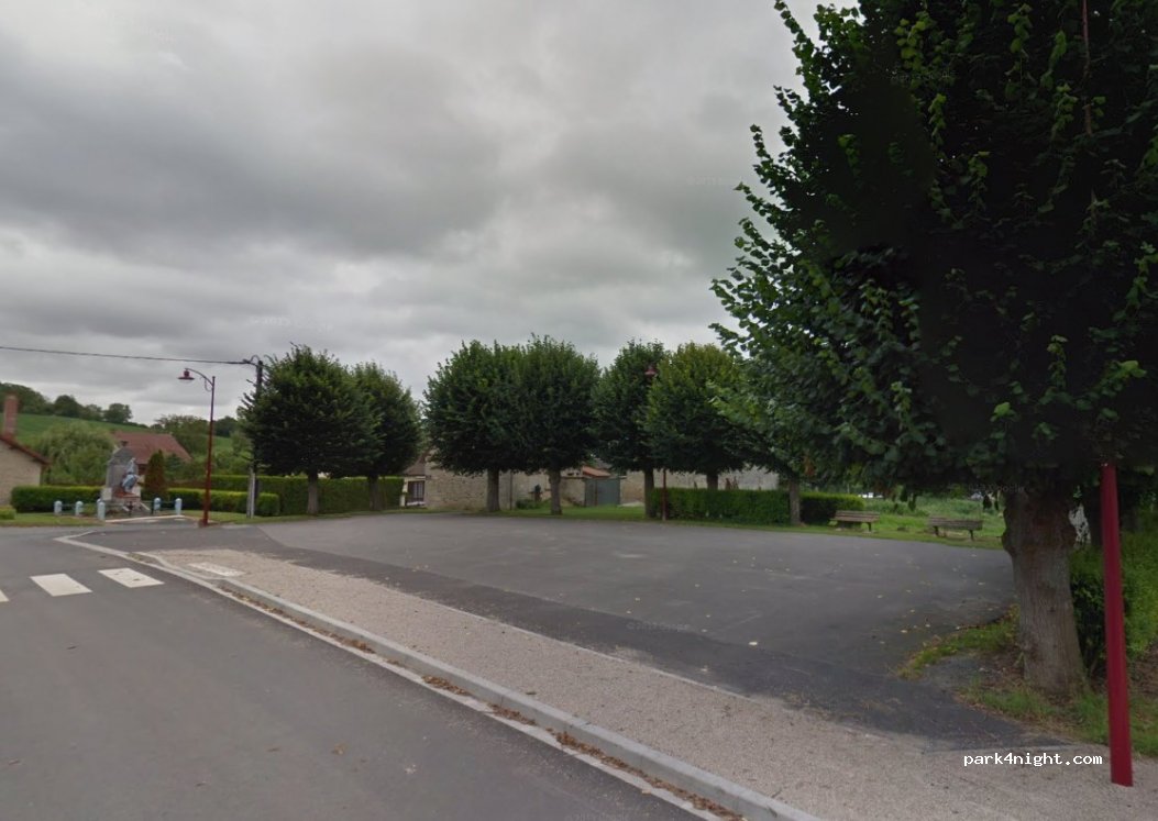 (02000) Braye-en-Laonnois - 1 Place Jean Dardenne — foto