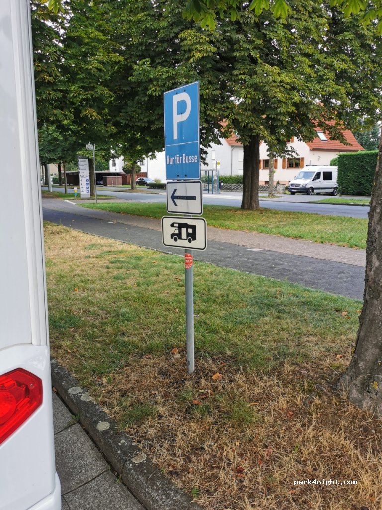 (33102) Paderborn - 1 Hopfenweg — foto