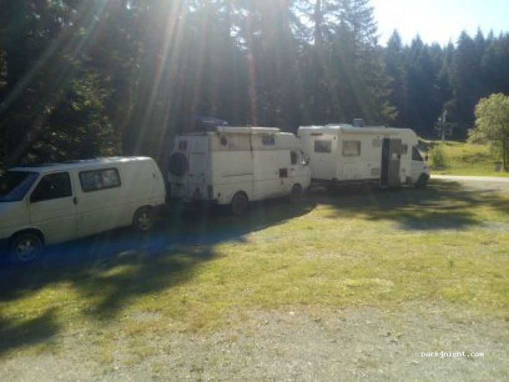 (04140) Selonnet - 1 Avenue des Chalets — foto 2
