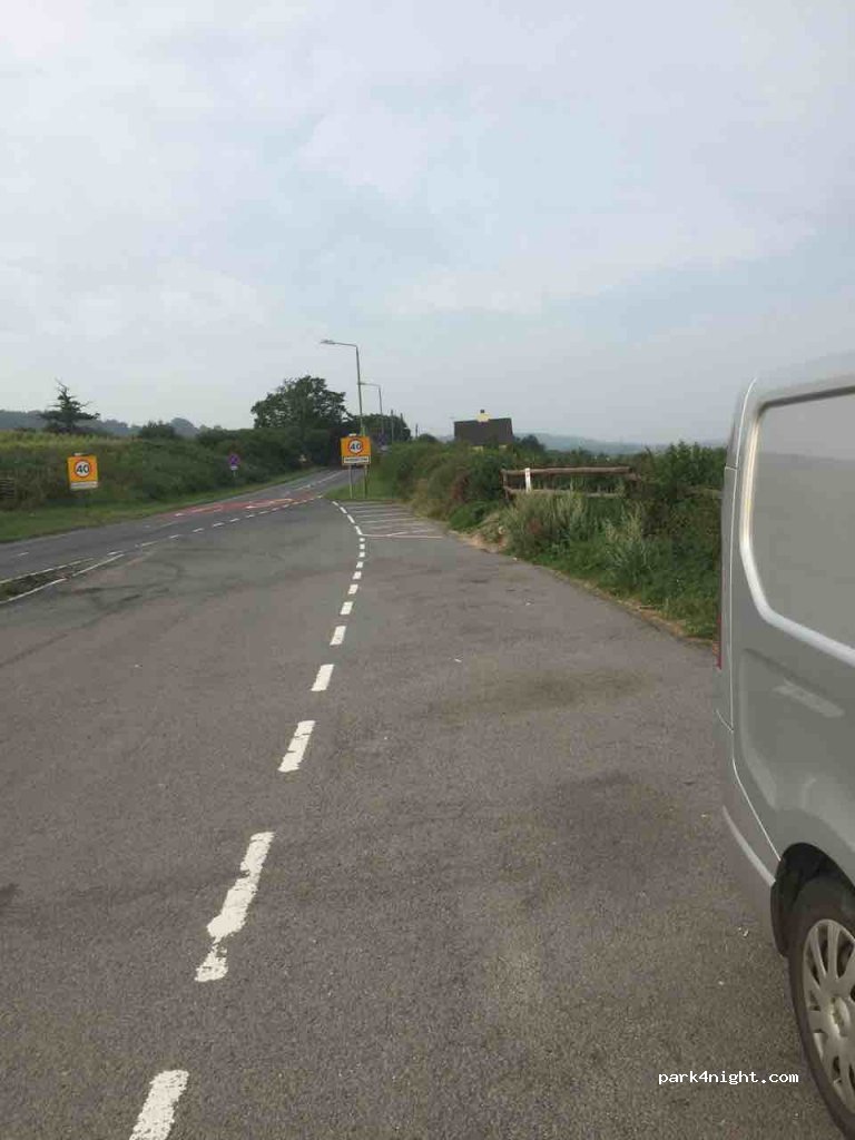 (EX14 9QL) Monkton - 1 Otter View — foto