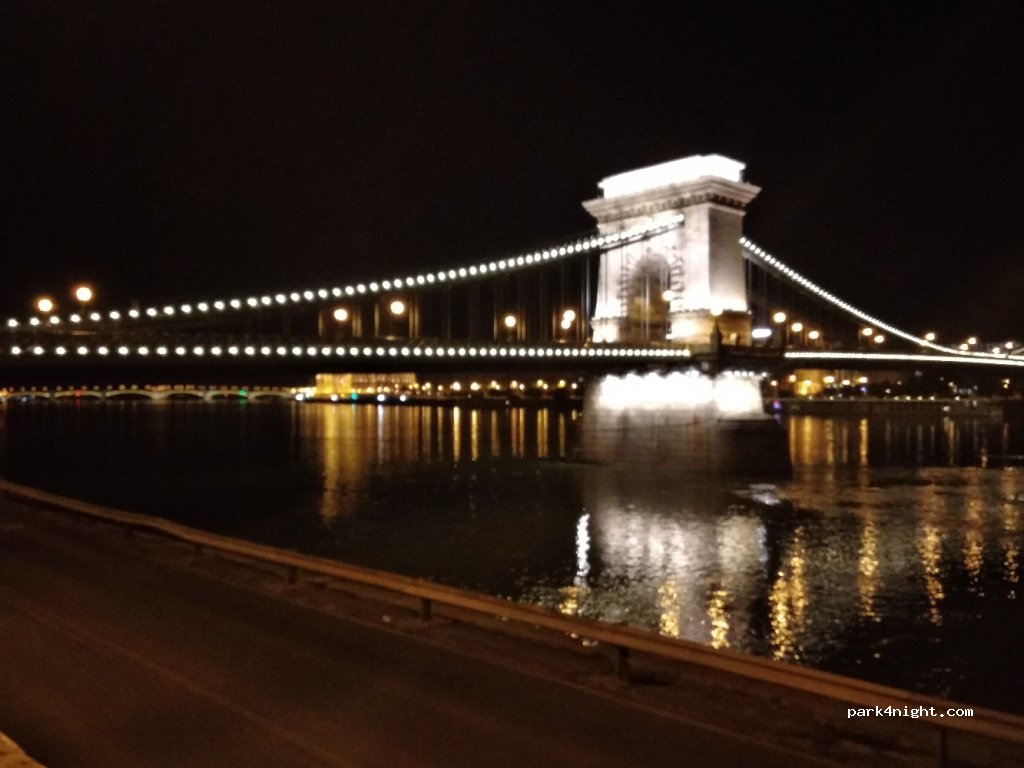 (1117) Budapest - 1/A Pázmány Péter sétány — foto