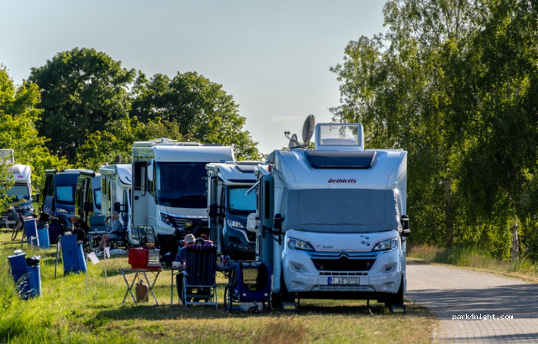 Wohnmobilstellplatz am Dömitzer Hafen — foto 3