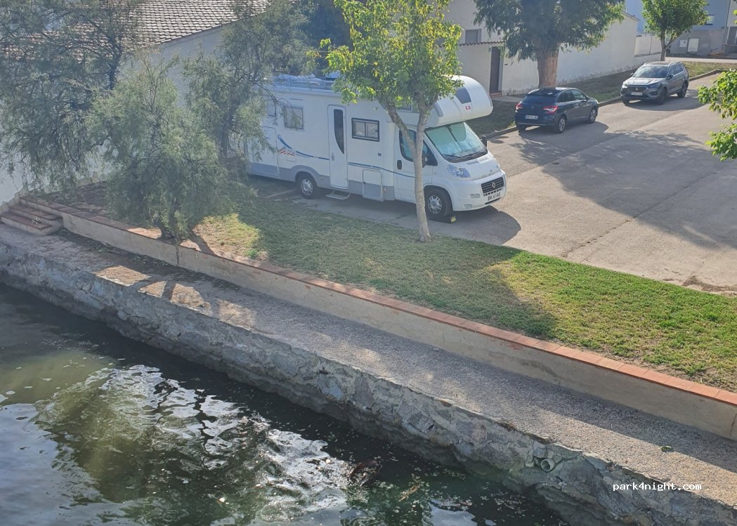 (17487) Empuriabrava - 16B Carrer Segre — foto 2