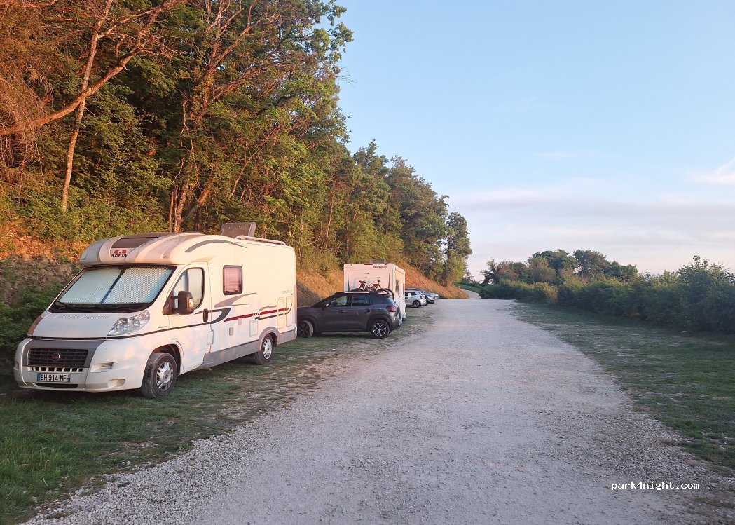 (21320) Chateauneuf - Grande Rue — foto 3