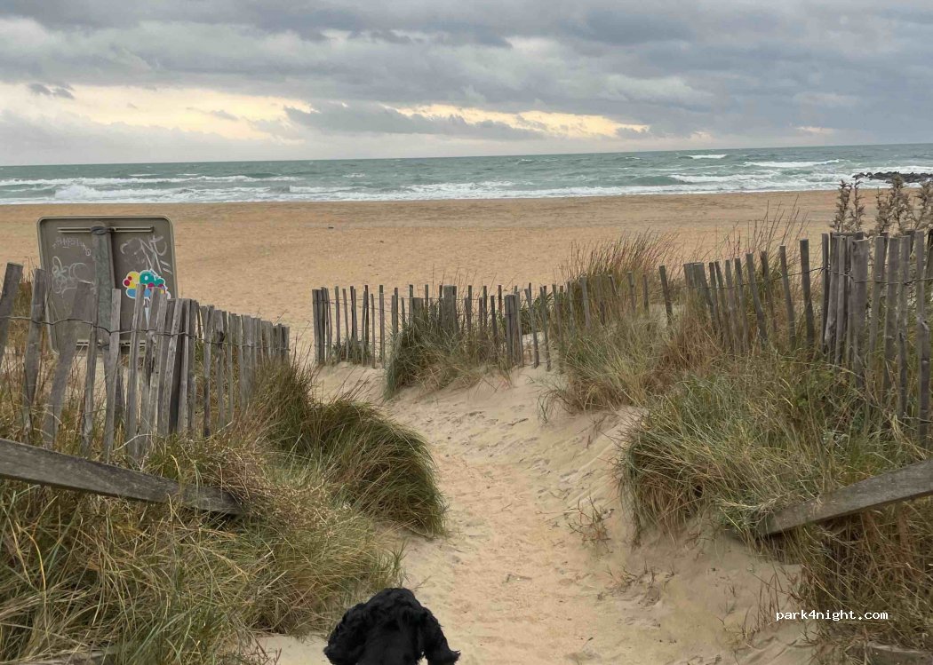 (34200) Sète - Unnamed Road — foto 3