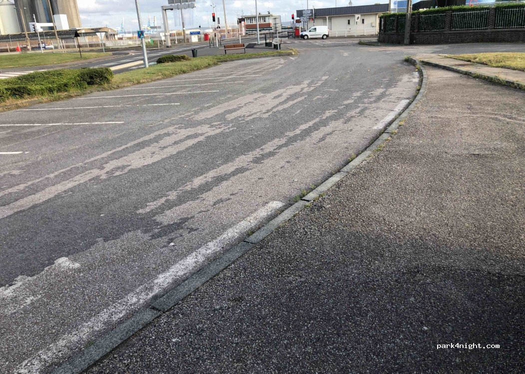 (76600) Le Havre - 3851 Quai de la Marine — foto