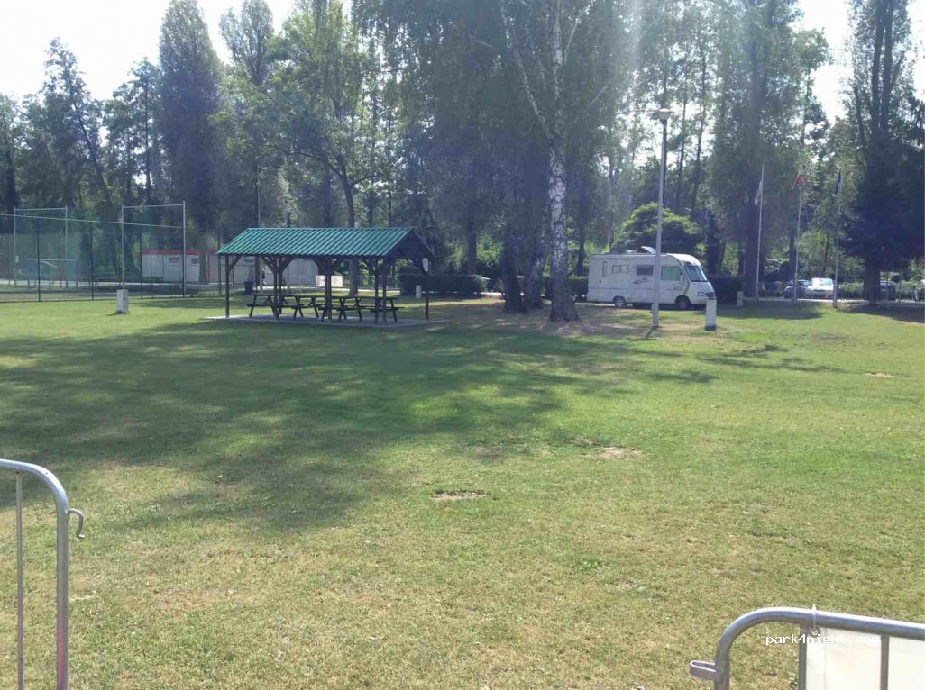 CAMPING OAZA - BŁONIE — foto