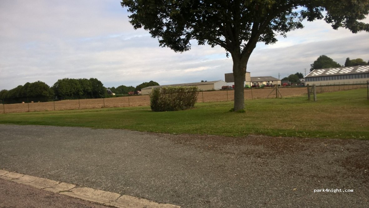 (76270) Callengeville - 39 Allée de la Mairie — foto