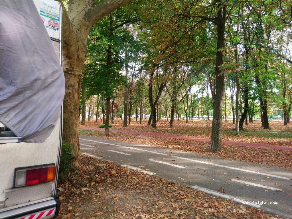 () Oradea - 56 Strada Ion C. Brătianu — foto 2
