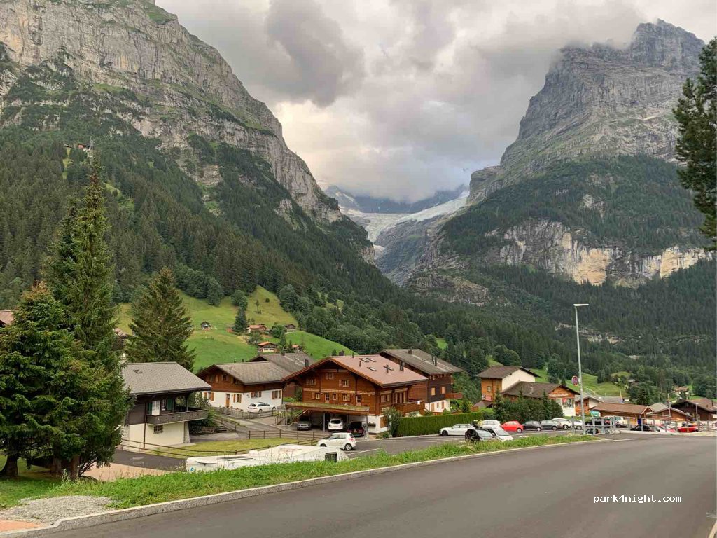 (3818) Grindelwald - 3818 Graben — foto