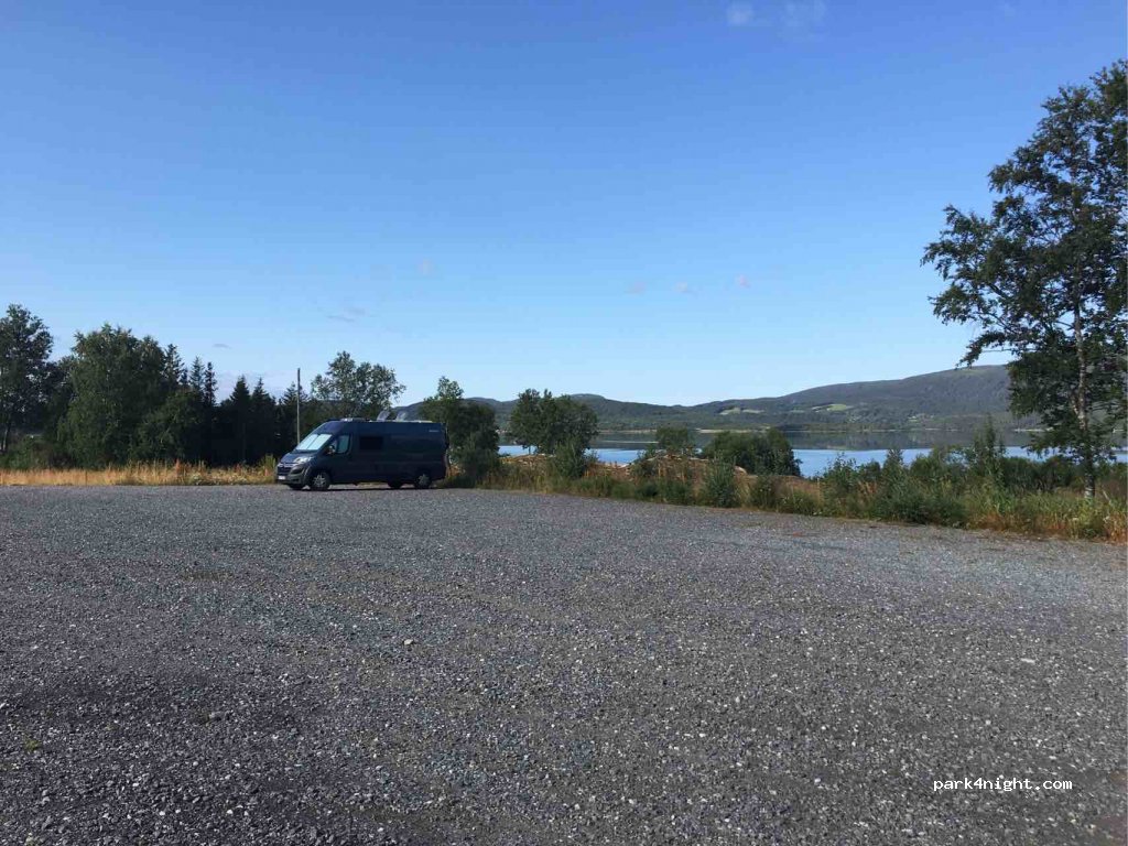 (8020)  - 137 Soløyvannsveien — foto