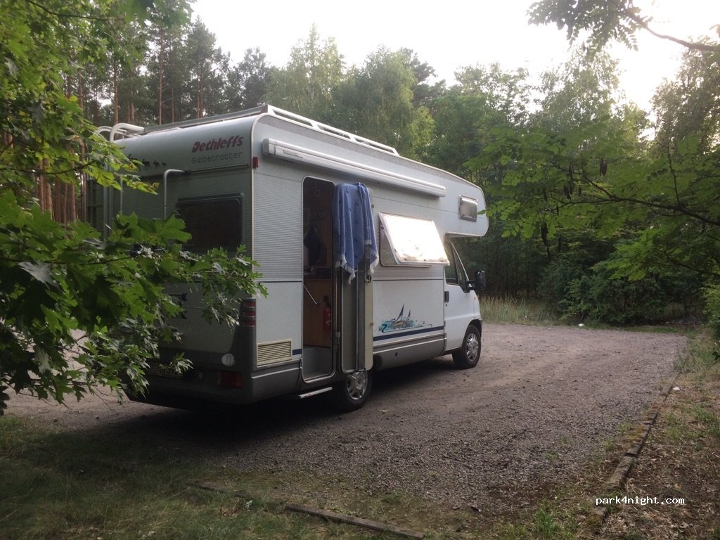 (15236) Groß Lindow - Unnamed Road — foto